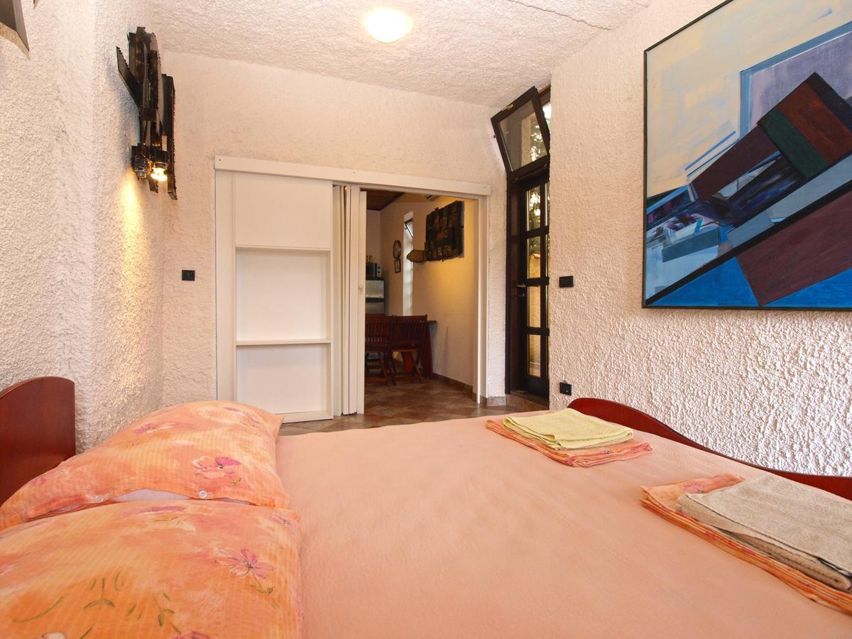 Apartments Nenad 1720 Premantura Esterno foto