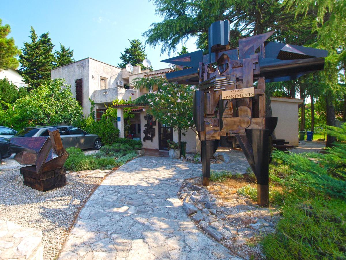 Apartments Nenad 1720 Premantura Esterno foto